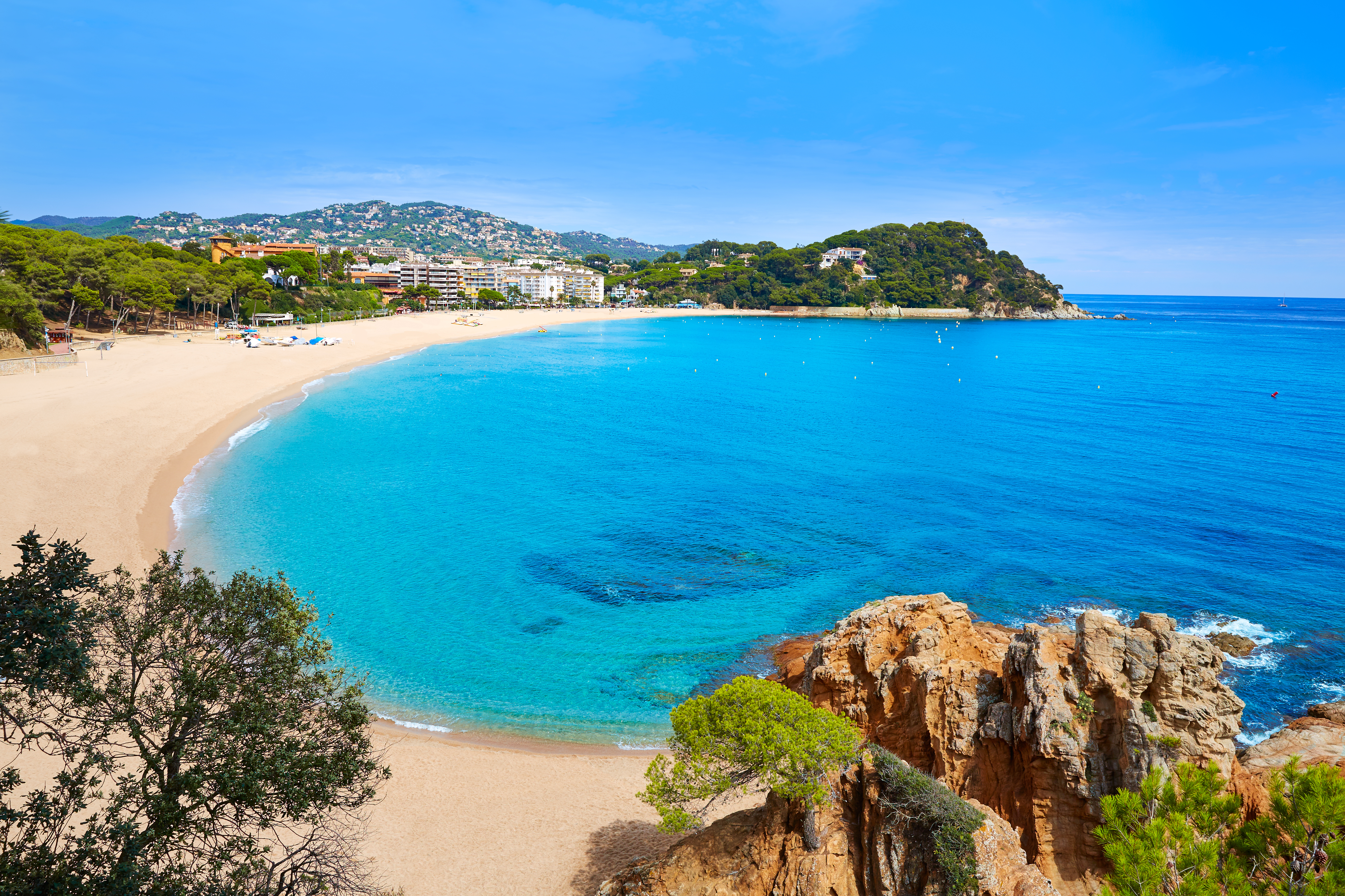 L’attribut alt de cette image est vide, son nom de fichier est Girona-beach-1.jpg.