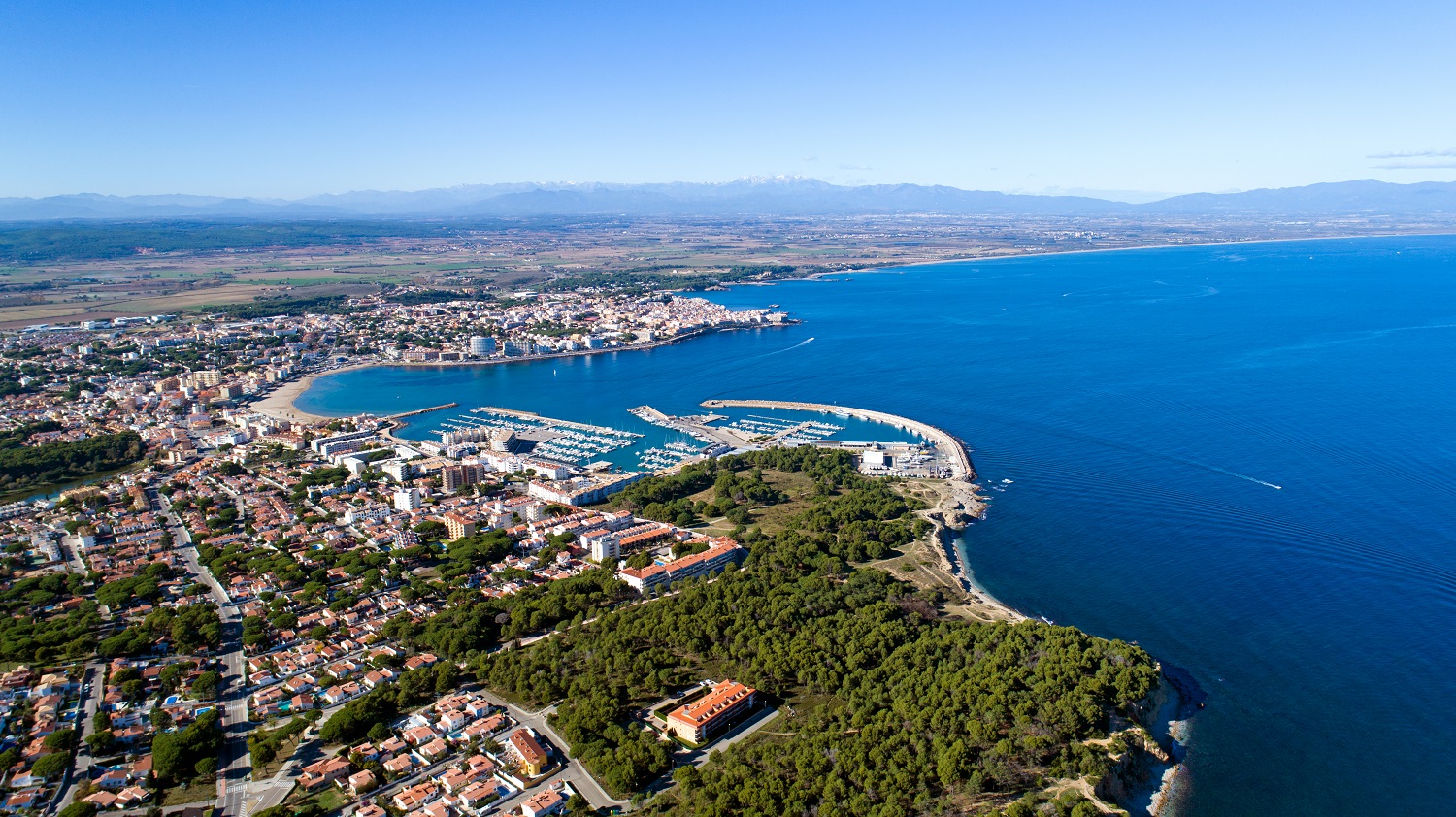 L’Escala: Anchovies, Ancient Ruins and Seaside Charm - Club Villamar