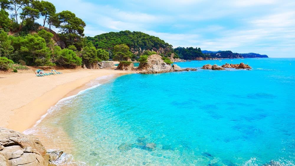 Excursions in Lloret de Mar beach