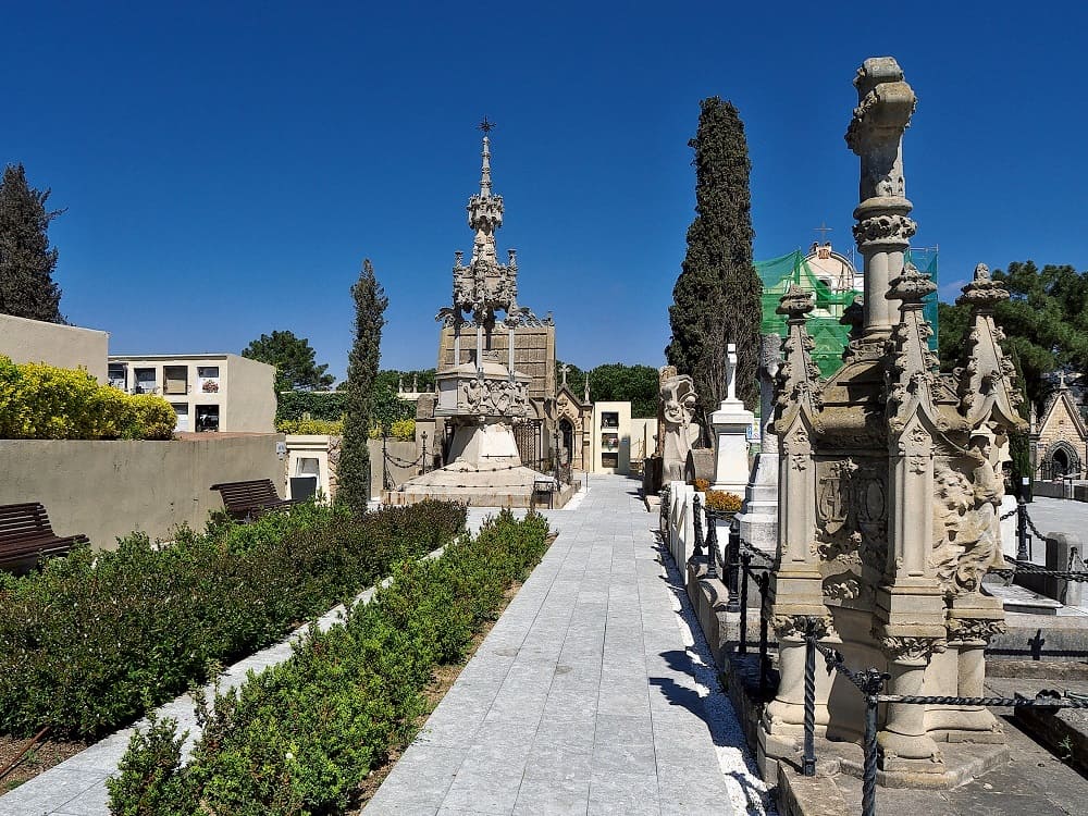 Monuments in Lloret de Mar - Modernist cemetery