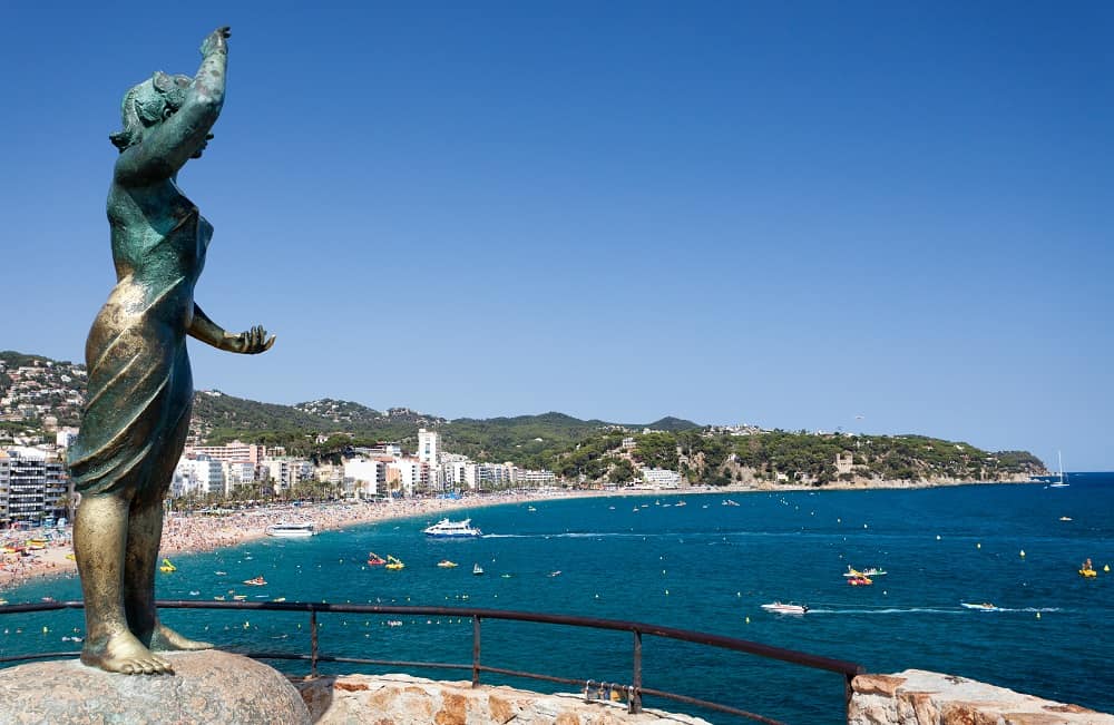 Monuments in Lloret de Mar - dona marina