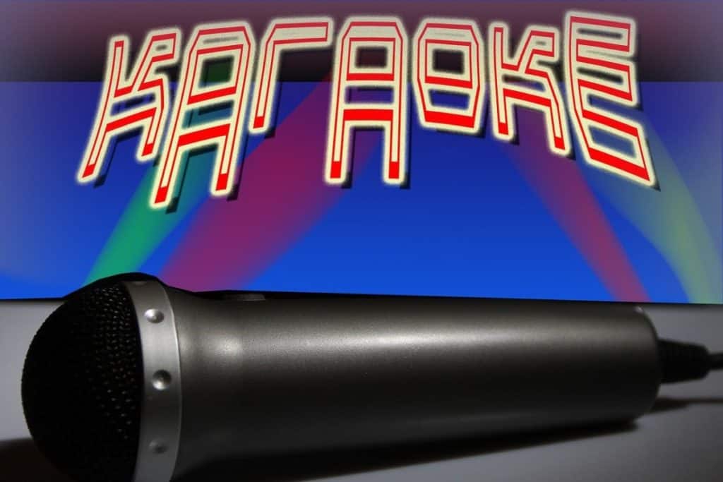 karaoke bars in lloret de Mar