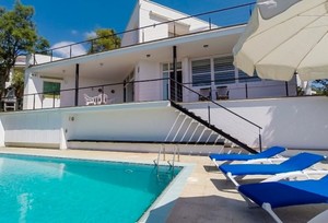 https://www.clubvillamar.comQueen Victoria - 3