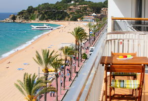 https://www.clubvillamar.comLloret View Beach - 2
