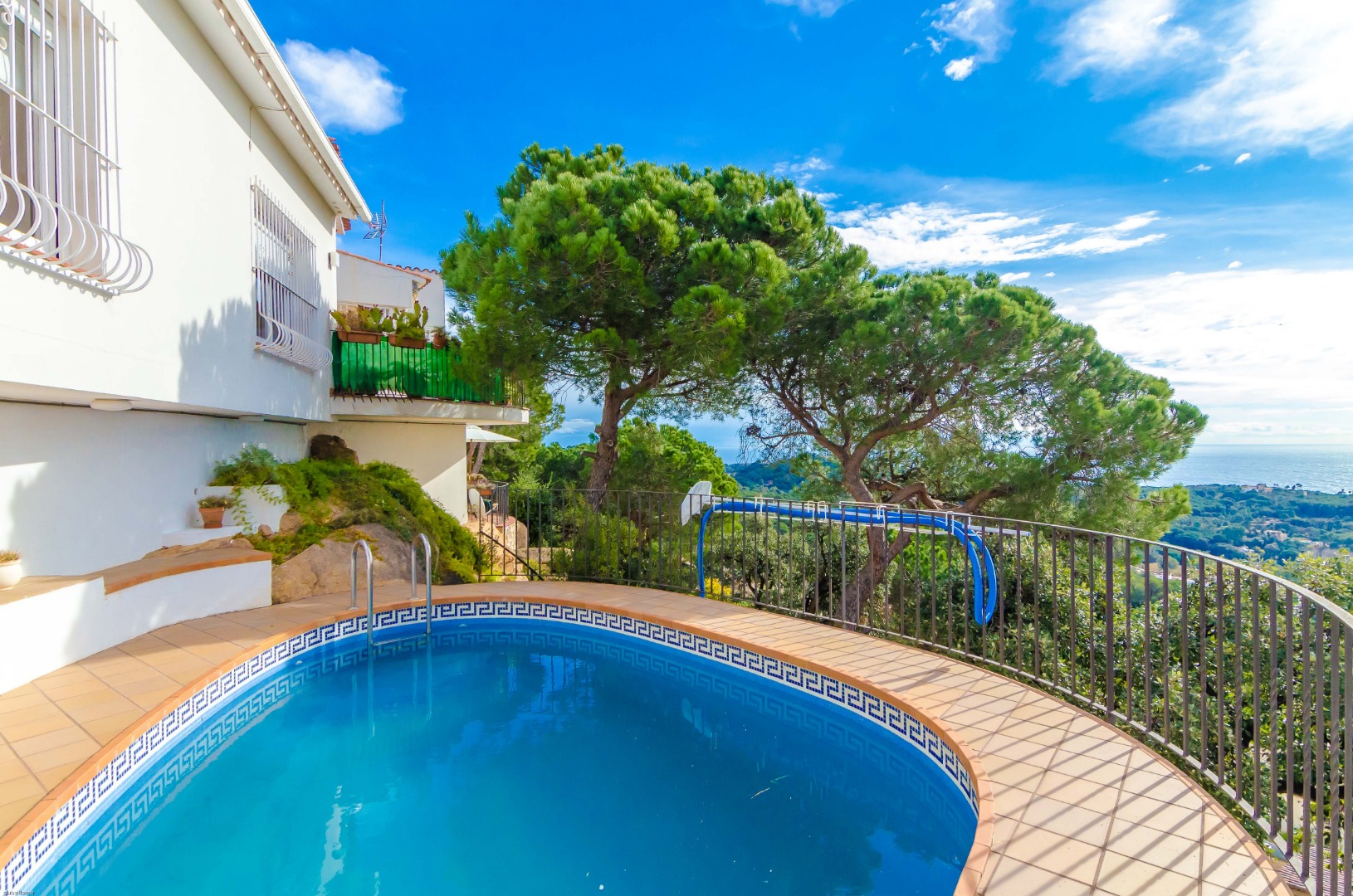 renata apartment homes