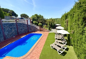 https://www.clubvillamar.comChampagne - 2