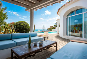 https://www.clubvillamar.comTerrace sur la Mer - 5