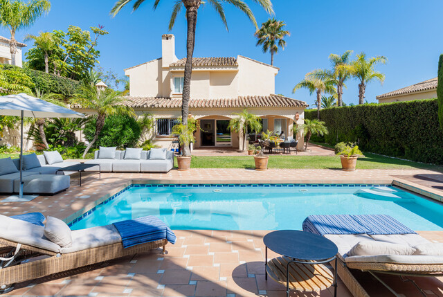 https://www.clubvillamar.comAzahar del Mar - Main