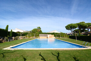 https://www.clubvillamar.comBIRDIE CLUB 31 - 4
