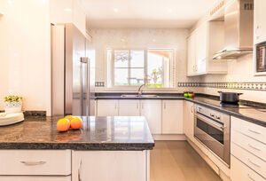 https://www.clubvillamar.comLuxury B - 4