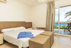 https://www.clubvillamar.comLuxury B - 5