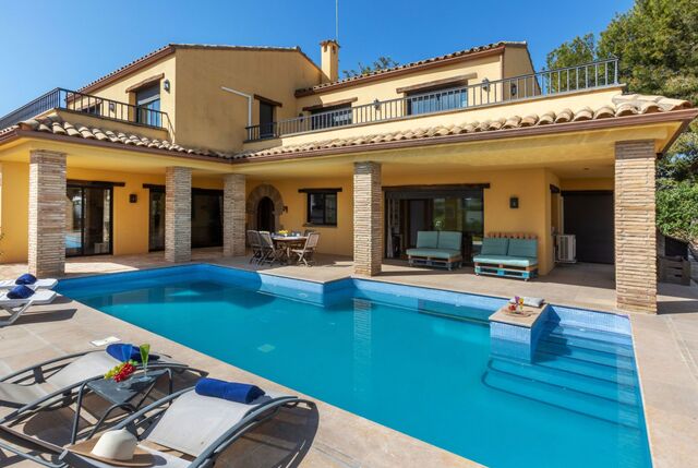 https://www.clubvillamar.comBrisa Ametlla - Main