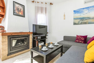 https://www.clubvillamar.comVilla Barcelona - 3