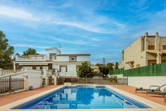https://www.clubvillamar.comCala Dorada - Main