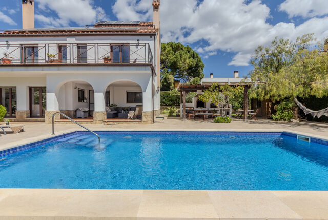 https://www.clubvillamar.comDaurada Haven - Main