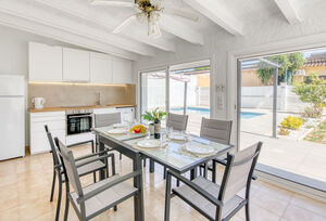 https://www.clubvillamar.comMontgrí - 5