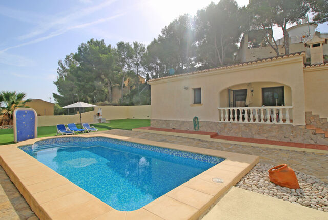 https://www.clubvillamar.comSandra - Main