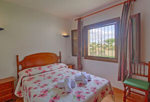 https://www.clubvillamar.comSandra - 3