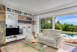 https://www.clubvillamar.comAlcornoque - 2