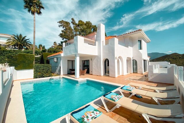 https://www.clubvillamar.comVista Banus - Main