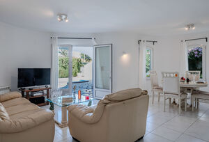 https://www.clubvillamar.comZaubera - 5
