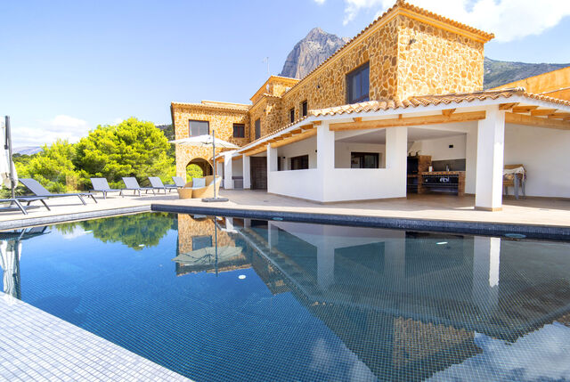 https://www.clubvillamar.comMucho - Main