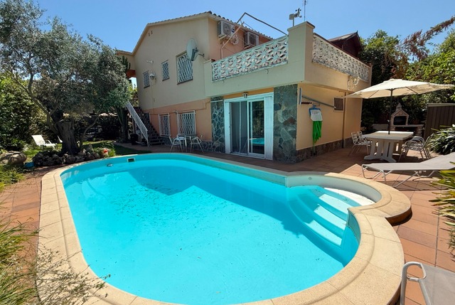 https://www.clubvillamar.comTiziano - Main