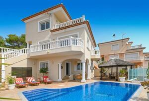 https://www.clubvillamar.comCalazul - 4