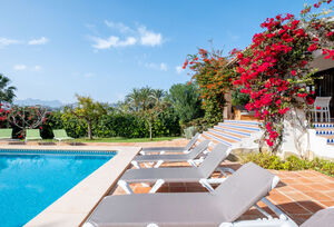 https://www.clubvillamar.comLa Familia - 4