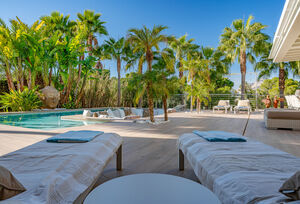 https://www.clubvillamar.comEssence - 5