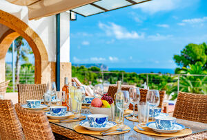 https://www.clubvillamar.comPomeluz - 3