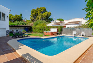 https://www.clubvillamar.comCarris - 4