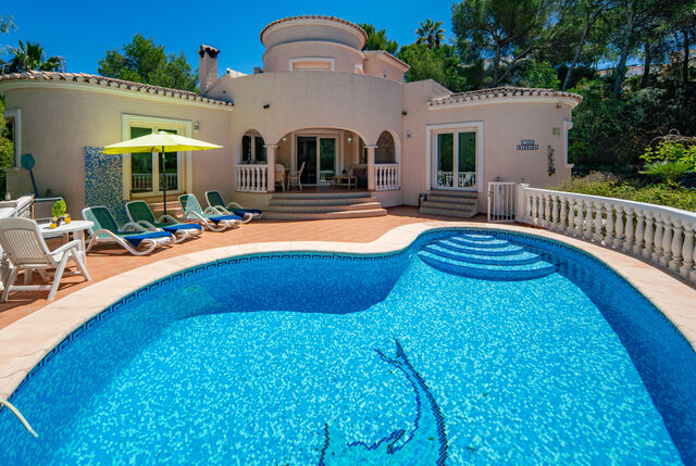 https://www.clubvillamar.comBarbara - Main