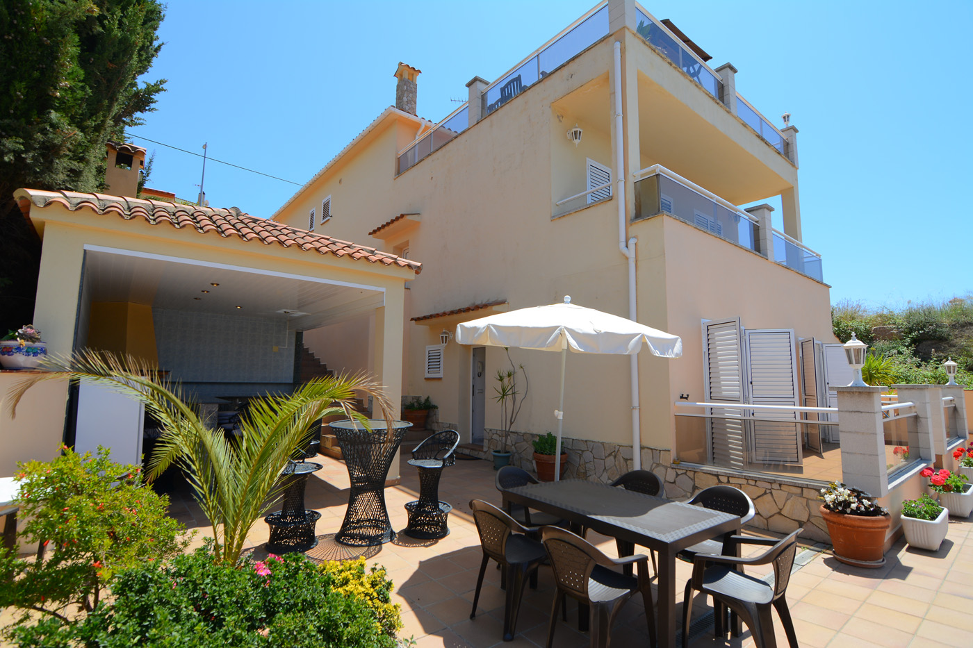 Holiday Villa with private pool Roca Grossa, Lloret de Mar Vila La Roche.
