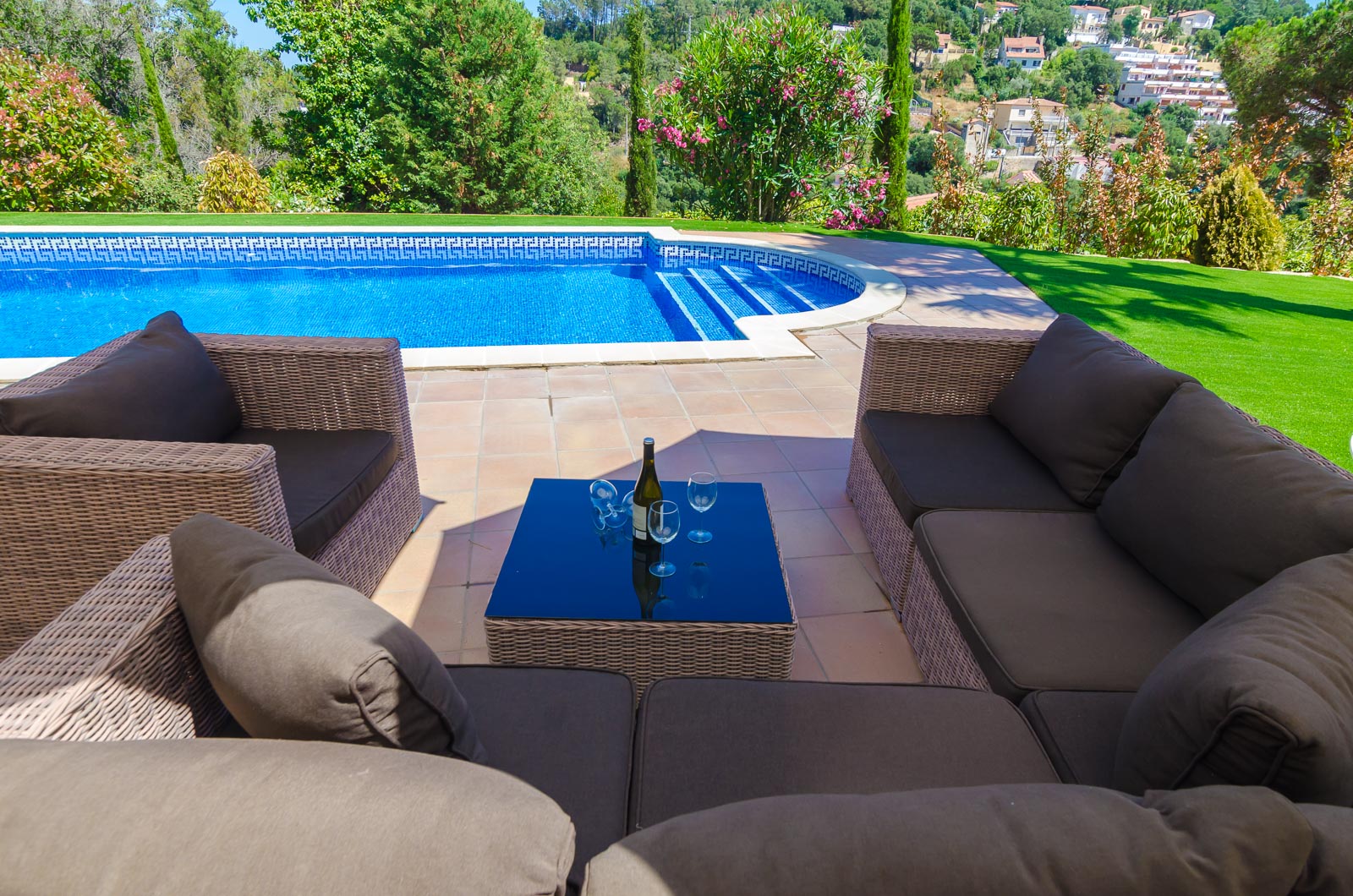 Moderne spanische Villa für 12 Personen mit Klimaanlage, in der Nähe