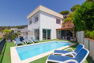 https://www.clubvillamar.comApartment Mirabelle - 2