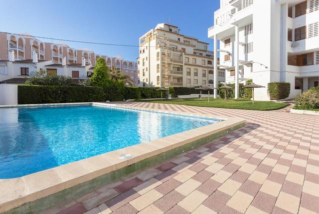 https://www.clubvillamar.comApartment Kari - Main
