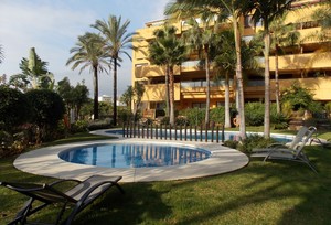 https://www.clubvillamar.comApartment Marbella 16 - 2