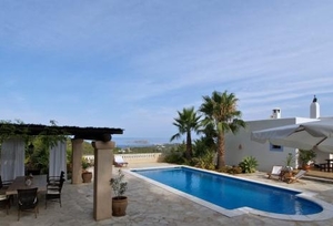 https://www.clubvillamar.comCala Tarida - 2