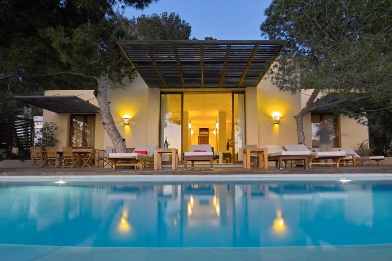 Holiday home Cala Salada Villa Spain for rent Cremona