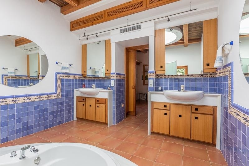 Holiday home Santa Eulalia Villa Spain for rent Disraeli