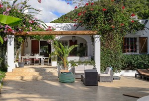 https://www.clubvillamar.comLennon - 3