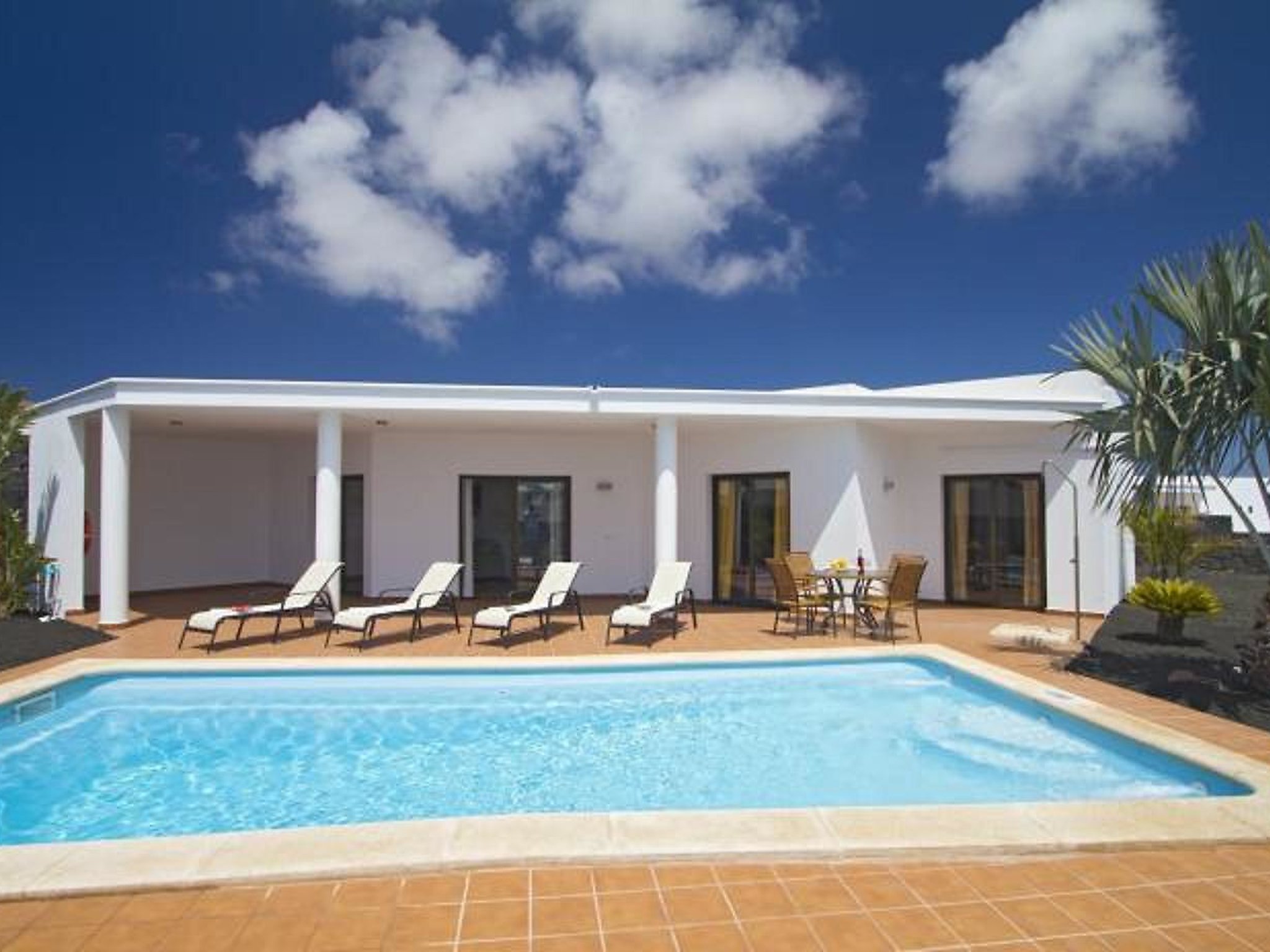 Holiday home Playa Blanca Lanzarote Villa Spain for rent Casiterita