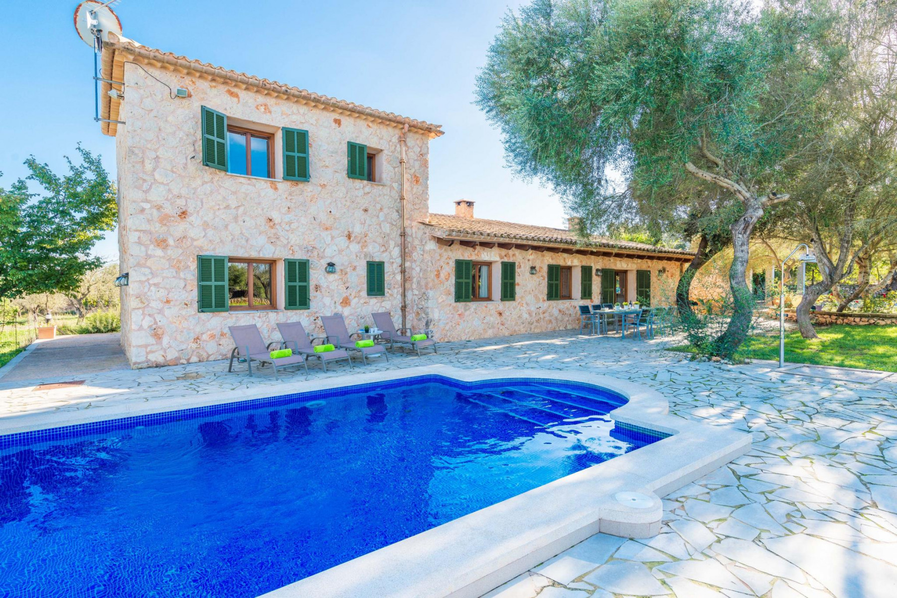 Holiday home Costitx Mallorca Villa Spain for rent Cadiz